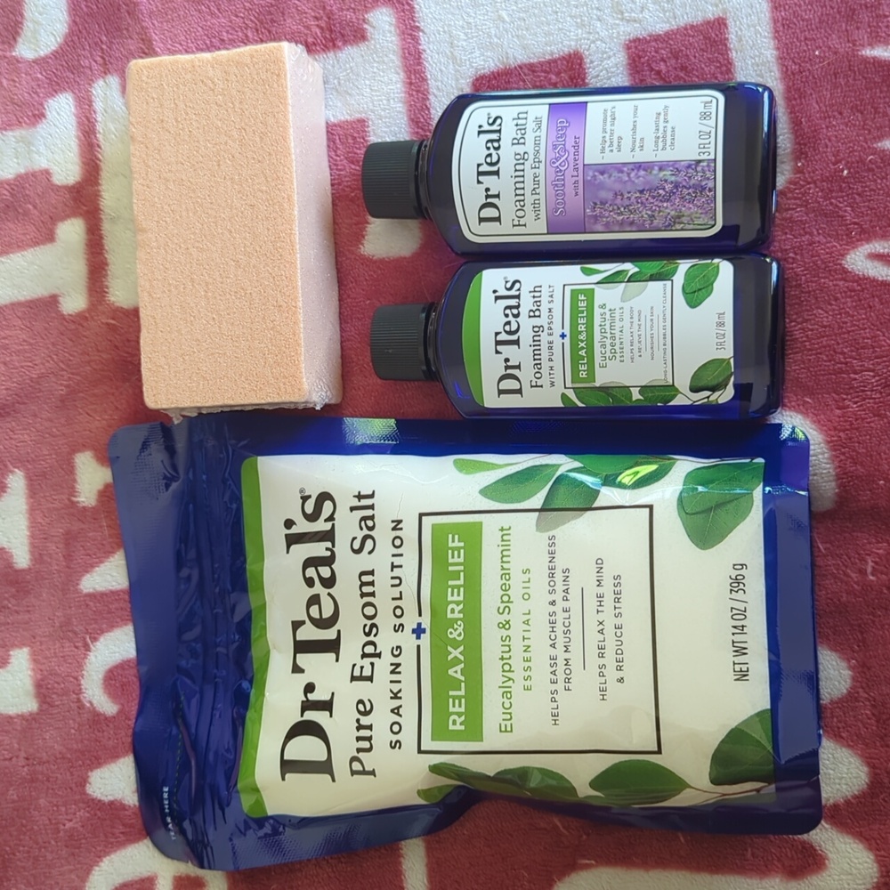 Dr Teal's Bath Set with Pumice